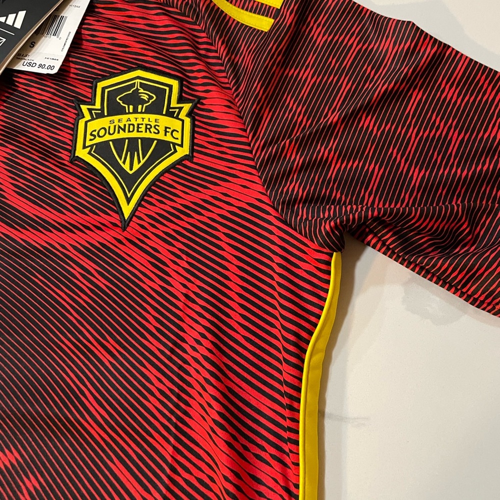 Seattle Sounders FC MLS Adidas Bruce Lee Edition Mens Jersey - Picture 5 of 16